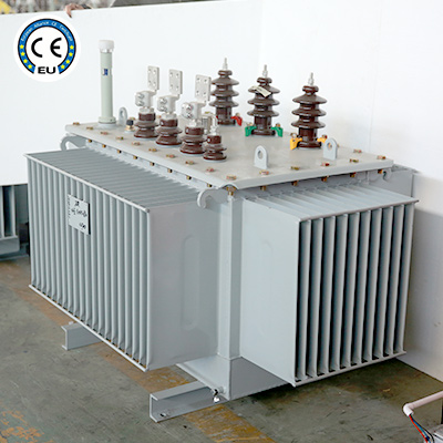 Transformador sumergido en aceite